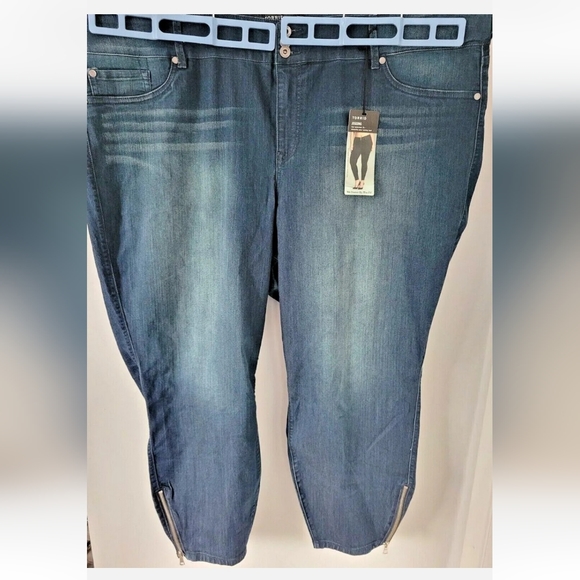 Torrid Size 30T Stiletto Jeggings NWT - Picture 2 of 8